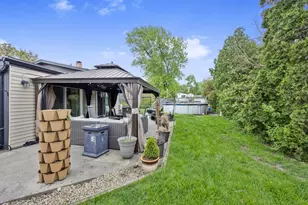 724 Lexington Dr, Chicago Heights, IL 60411 - Photo 20