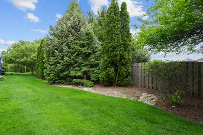 3270 Ronan Drive, Lake in the Hills, IL 60156 - Photo 28
