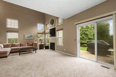 3270 Ronan Drive, Lake in the Hills, IL 60156 - Photo 10