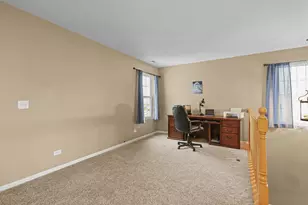 3270 Ronan Dr, Lake in the Hills, IL 60156 - Photo 16