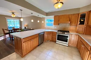 1073 Georgian Pl, Bartlett, IL 60103 - Photo 10
