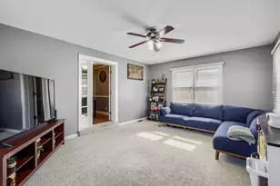 113 E Central Ave, Lombard, IL 60148 - Photo 12
