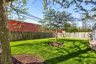 113 E Central Ave, Lombard, IL 60148 - Photo 28