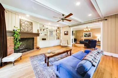 172 Barrypoint Road, Riverside, IL 60546 - Photo 10
