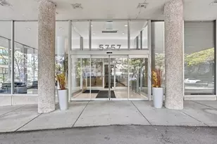 5757 N Sheridan Rd, Chicago, IL 60660 - Photo 2