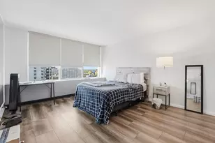 5757 N Sheridan Rd, Chicago, IL 60660 - Photo 14