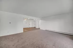 10369 Dearlove Rd, Glenview, IL 60025 - Photo 12