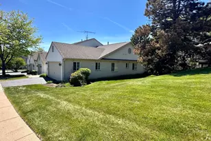 1807 Magnolia Ct, McHenry, IL 60051 - Photo 16
