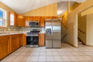 3314 Willow Ln, Markham, IL 60428 - Photo 4