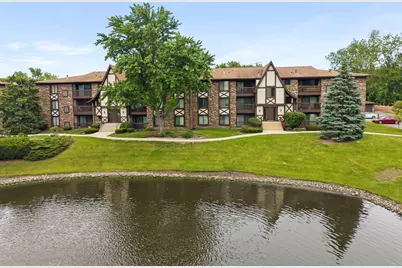 525 Cumnor Road #306, Westmont, IL 60559 - Photo 1