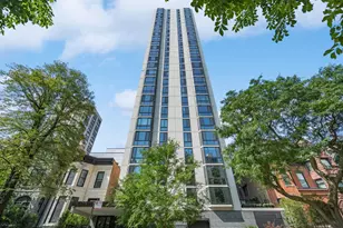 1530 N Dearborn Pkwy, Chicago, IL 60610 - Photo 1