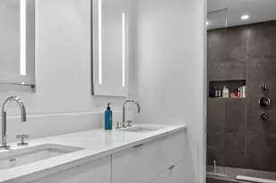 1530 N Dearborn Pkwy, Chicago, IL 60610 - Photo 16