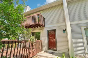 782 Highview Ct, Antioch, IL 60002 - Photo 2