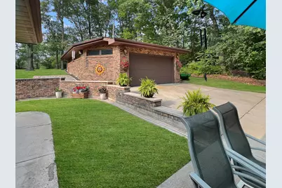 22929 Burnham Avenue, Chicago Heights, IL 60411 - Photo 10