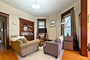 1016 W Oakdale Ave, Chicago, IL 60657 - Photo 4