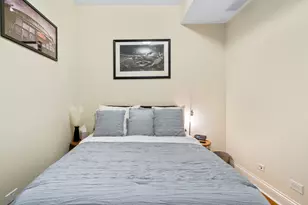 2117 W Irving Park Rd, Chicago, IL 60618 - Photo 10
