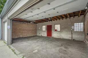 2117 W Irving Park Rd, Chicago, IL 60618 - Photo 16