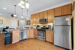 2117 W Irving Park Rd, Chicago, IL 60618 - Photo 2