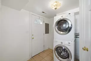 1619 N 19th Ave, Melrose Park, IL 60160 - Photo 16