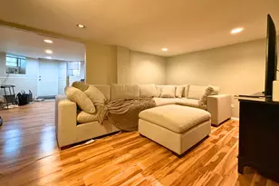 2631 N Sheffield Ave, Chicago, IL 60614 - Photo 2