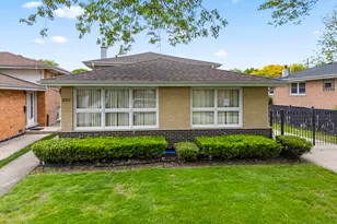 8737 S 50th Ave, Oak Lawn, IL 60453 - Photo 2