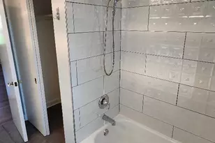 16 N Kenilworth Ave, Mount Prospect, IL 60056 - Photo 22