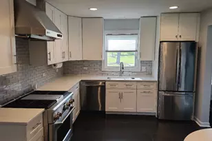 16 N Kenilworth Ave, Mount Prospect, IL 60056 - Photo 10