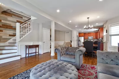 2255 N Avers Avenue, Chicago, IL 60647 - Photo 2