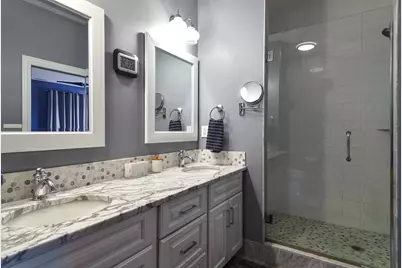 2255 N Avers Avenue, Chicago, IL 60647 - Photo 24