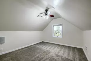 10401 S Trumbull Ave, Chicago, IL 60655 - Photo 8