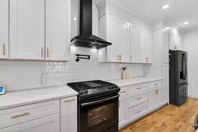 2514 Harvey Avenue, Berwyn, IL 60402 - Photo 8