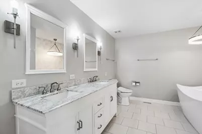 2589 Portage Avenue, Wauconda, IL 60084 - Photo 12