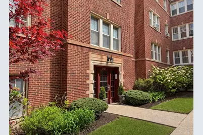 242 S Maple Avenue #1W, Oak Park, IL 60302 - Photo 2