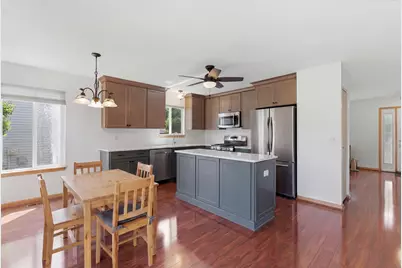 425 Hobart Drive, South Elgin, IL 60177 - Photo 8