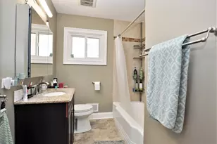 7226 W Conrad Ave, Niles, IL 60714 - Photo 14