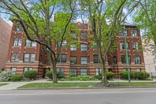 1223 E Hyde Park Blvd, Chicago, IL 60615 - Photo 1