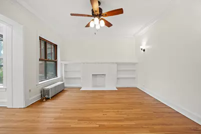 1223 E Hyde Park Boulevard #3, Chicago, IL 60615 - Photo 4