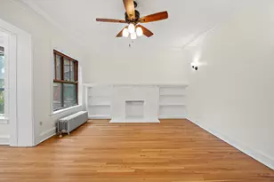 1223 E Hyde Park Blvd, Chicago, IL 60615 - Photo 4