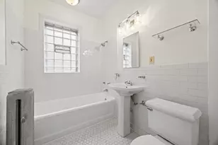 1223 E Hyde Park Blvd, Chicago, IL 60615 - Photo 18