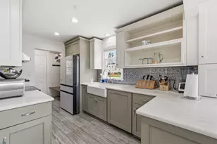 S611 Cedar Ave, Elmhurst, IL 60126 - Photo 8
