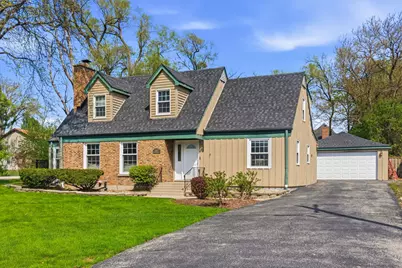 S611 Cedar Avenue, Elmhurst, IL 60126 - Photo 2