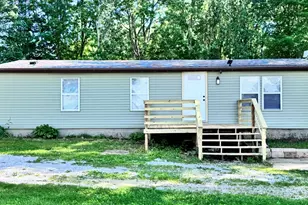 4372 Cartter Rd, Kell, IL 62853 - Photo 2