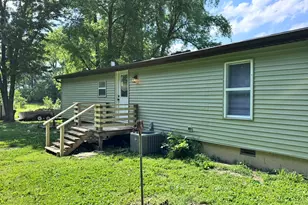4372 Cartter Rd, Kell, IL 62853 - Photo 4