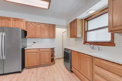 4605 Jerome Avenue, Skokie, IL 60076 - Photo 6