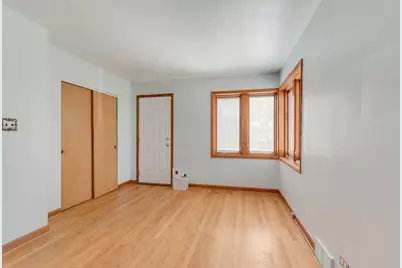 4605 Jerome Avenue, Skokie, IL 60076 - Photo 10
