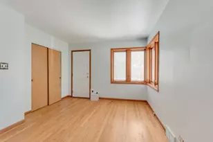 4605 Jerome Ave, Skokie, IL 60076 - Photo 10