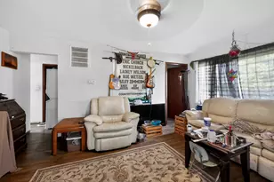 110 W Valley View Dr, McHenry, IL 60051 - Photo 28