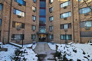 5358 N Cumberland Ave, Chicago, IL 60656 - Photo 1