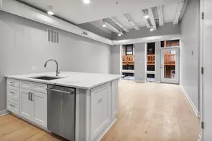 4637 N Ashland Ave, Chicago, IL 60640 - Photo 6