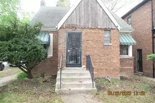 9058 S Jeffery Blvd, Chicago, IL 60617 - Photo 1